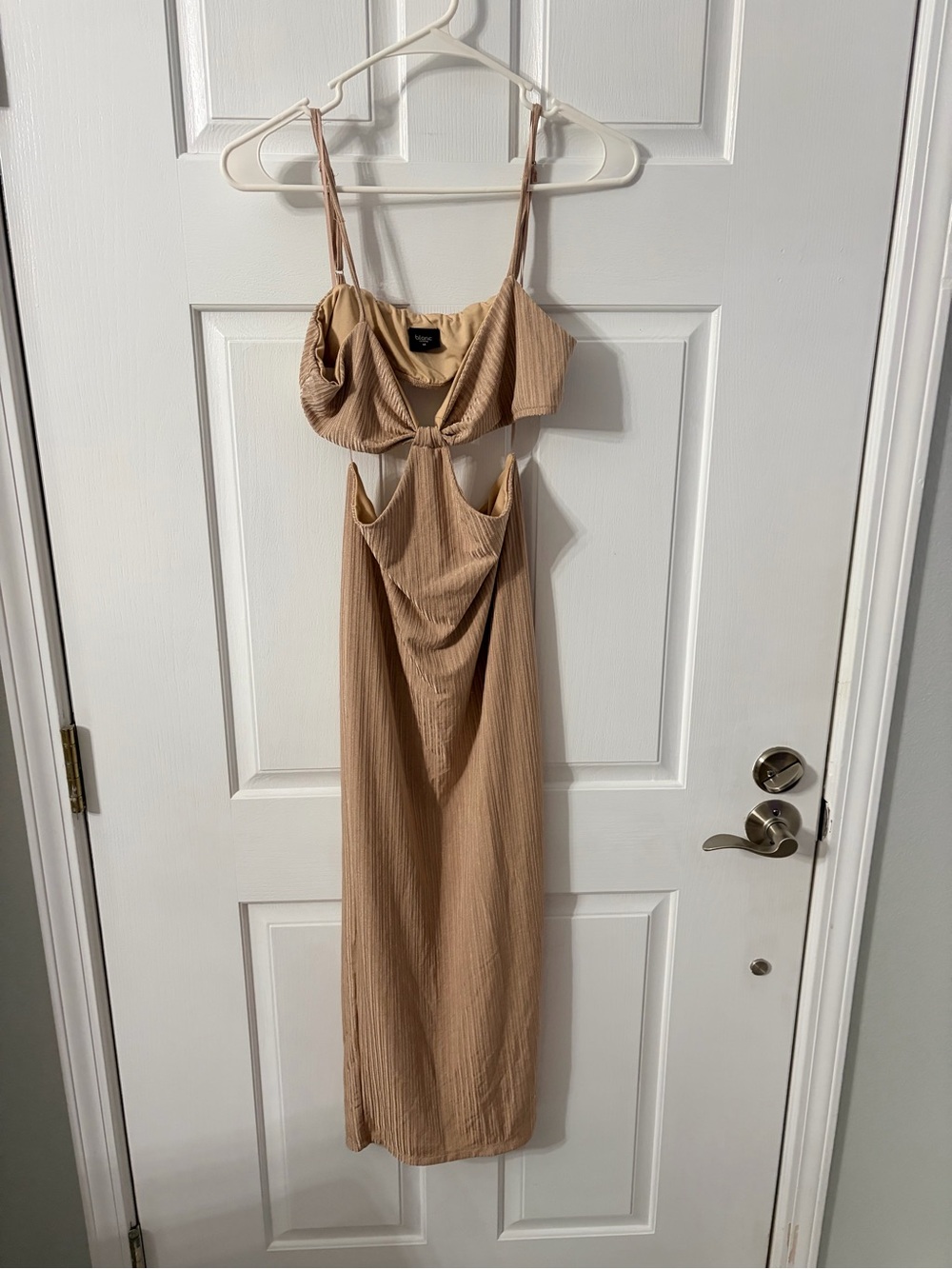 Blanc Backless Beige Tie-Front Midi Dress with Cutout Detail